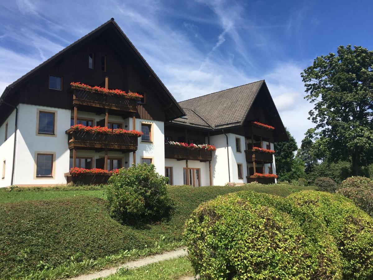 Rausch Apartment *